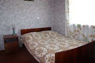 Гостевой дом Guest house U Anaidy Сухум Бюджетный двухместный номер с 1 кроватью или 2 отдельными кроватями-7